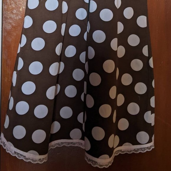 Super fun brown A-line dress w/ pale pink polka dots and trims - Picture 2 of 6